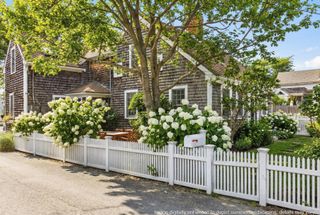 1 Atlantic Avenue, Provincetown, MA 02657