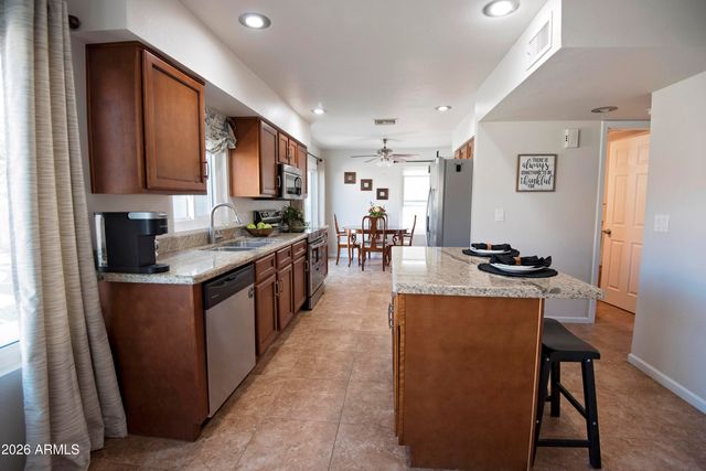 4130 E MOUNTAIN VISTA Drive, Phoenix, AZ 85048