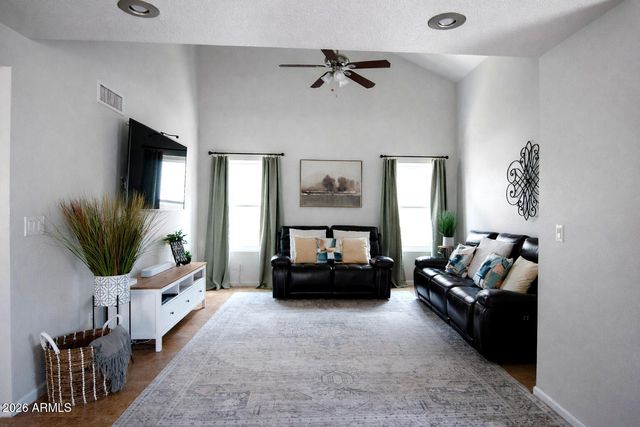 4130 E MOUNTAIN VISTA Drive, Phoenix, AZ 85048