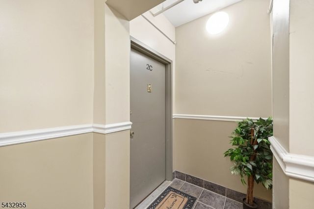 5 Pomona Ave 2C, Newark City, NJ 07112