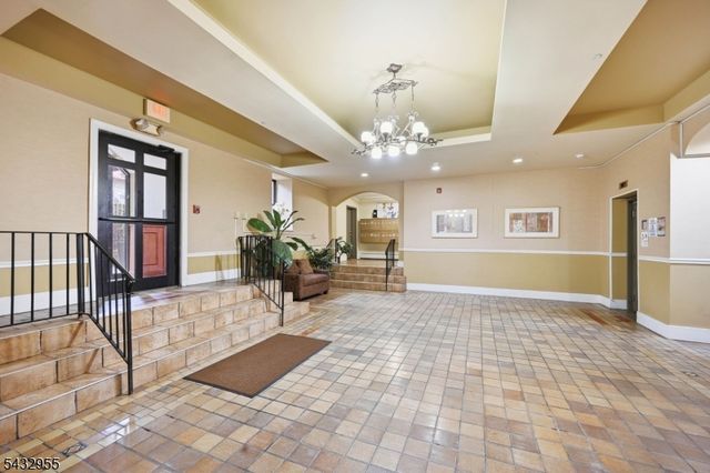5 Pomona Ave 2C, Newark City, NJ 07112