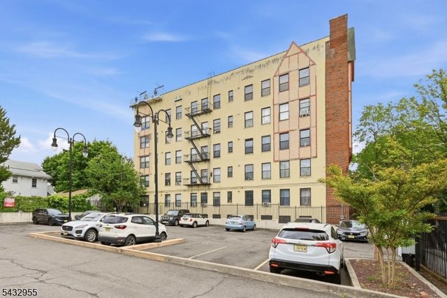 5 Pomona Ave 2C, Newark City, NJ 07112