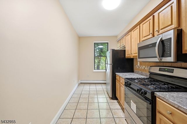 5 Pomona Ave 2C, Newark City, NJ 07112