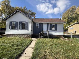 412 N HICKORY STREET, Fond Du Lac, WI 54935