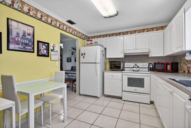 13891 Packard Terrace, Delray Beach, FL 33484