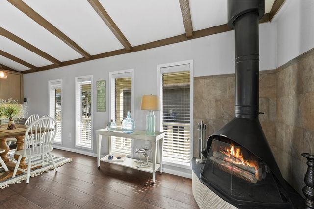 16603 Jamaica Cove Road, Jamaica Beach, TX 77554