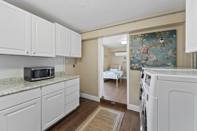 16603 Jamaica Cove Road, Jamaica Beach, TX 77554