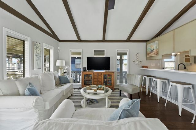 16603 Jamaica Cove Road, Jamaica Beach, TX 77554