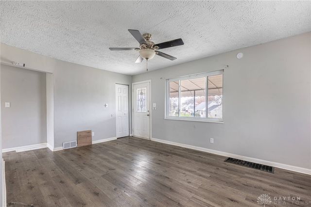 13 Murray Hill Drive, Dayton, OH 45403