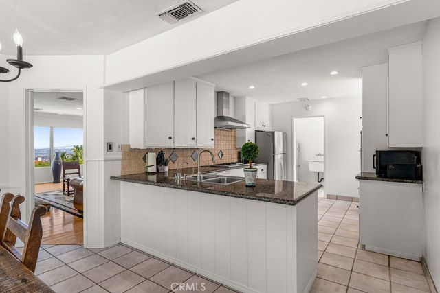 5 Toprail Lane, Rancho Palos Verdes, CA 90275