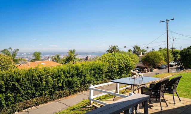 5 Toprail Lane, Rancho Palos Verdes, CA 90275