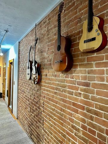 81 Francis Street 2, Brookline, MA 02445