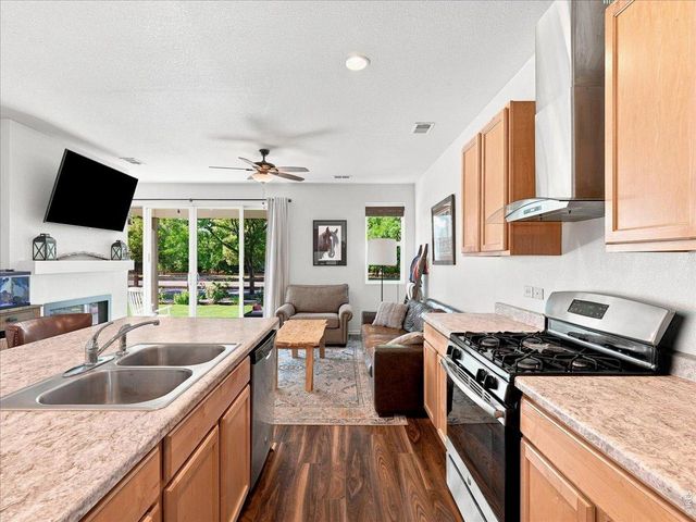 1652 Sorenson Dr, Windsor, CO 80550