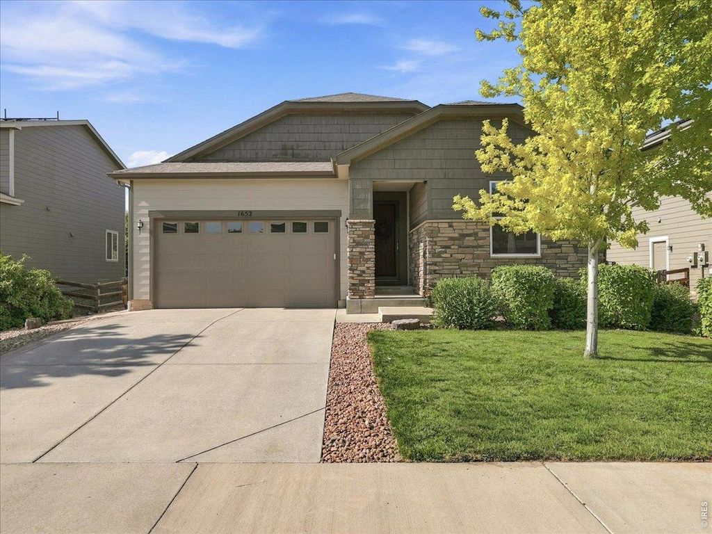 1652 Sorenson Dr, Windsor, CO 80550