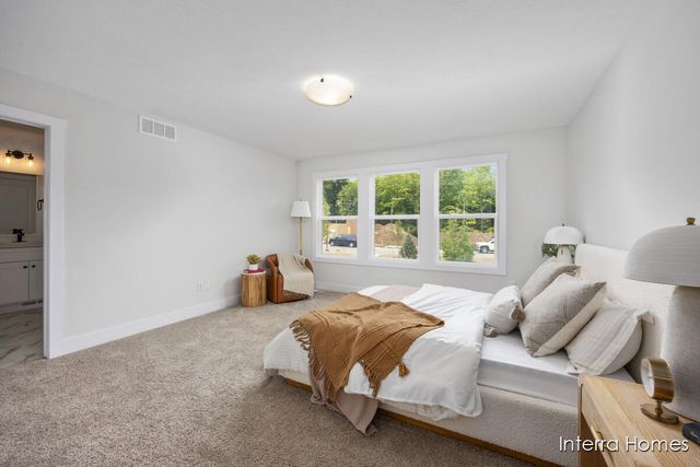 2873 E Highgate Drive SE 77, Kentwood, MI 49512