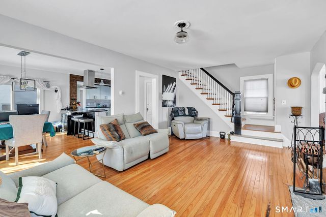 185 Cutspring Road, Stratford, CT 06614