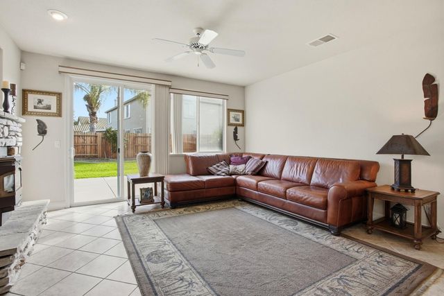 9808 Castelli Way, Elk Grove, CA 95757