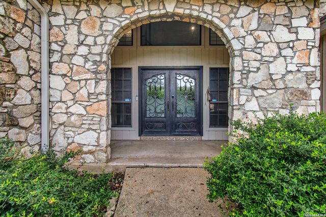 202 Country Wood, San Antonio, TX 78216