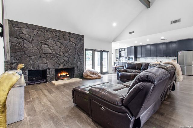 202 Country Wood, San Antonio, TX 78216