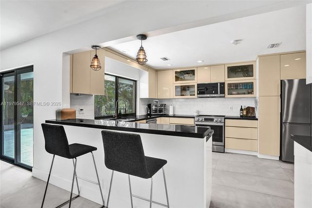 1451 NW 81st Ave, Coral Springs, FL 33071