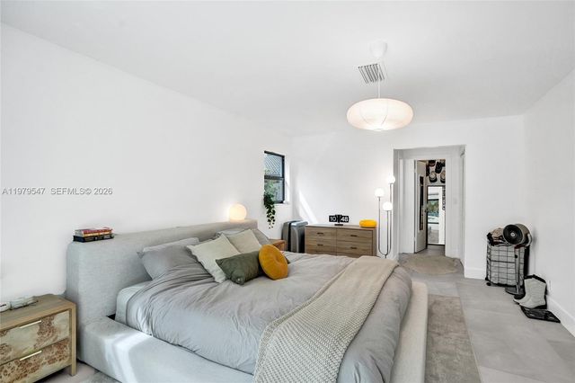 1451 NW 81st Ave, Coral Springs, FL 33071