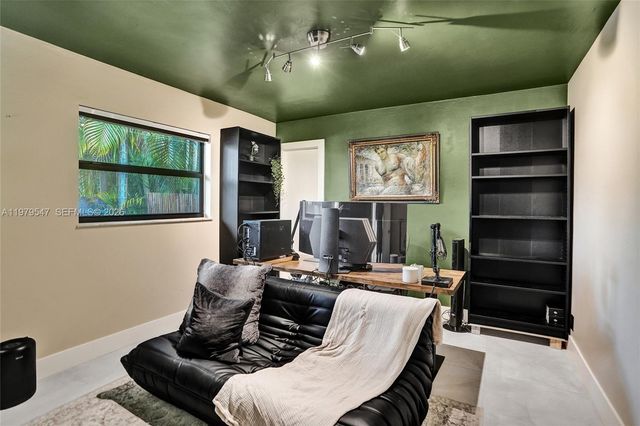 1451 NW 81st Ave, Coral Springs, FL 33071