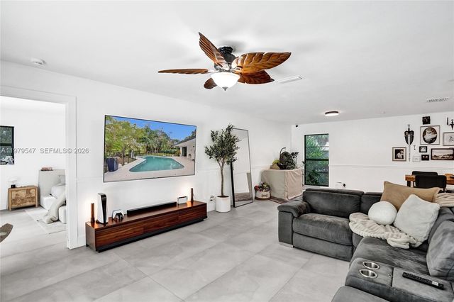 1451 NW 81st Ave, Coral Springs, FL 33071