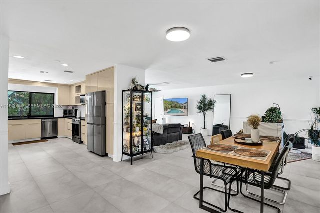 1451 NW 81st Ave, Coral Springs, FL 33071