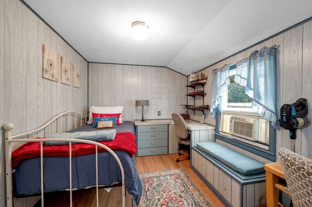 25 Naushon Rd, Billerica, MA 01821