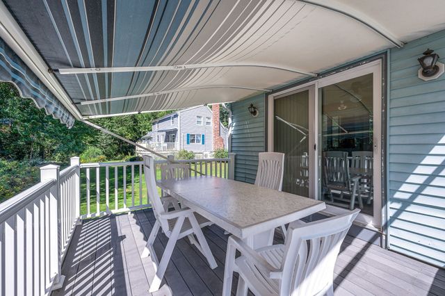 25 Naushon Rd, Billerica, MA 01821
