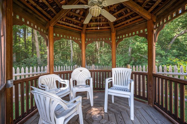 25 Naushon Rd, Billerica, MA 01821