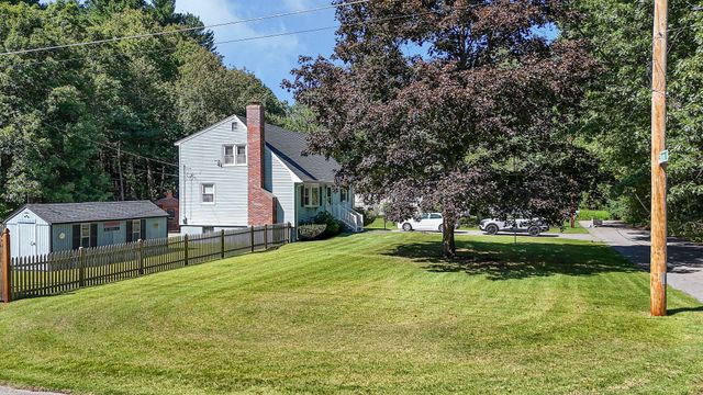 25 Naushon Rd, Billerica, MA 01821