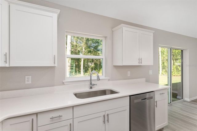 19230 SW 97TH STREET, Dunnellon, FL 34432