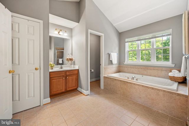 10352 WHITTIER CT, White Plains, MD 20695