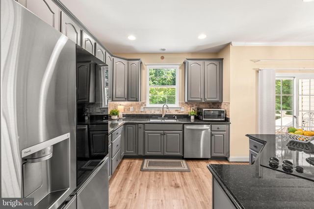 10352 WHITTIER CT, White Plains, MD 20695