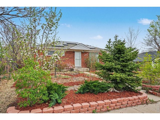 10710 Larry Dr, Northglenn, CO 80233