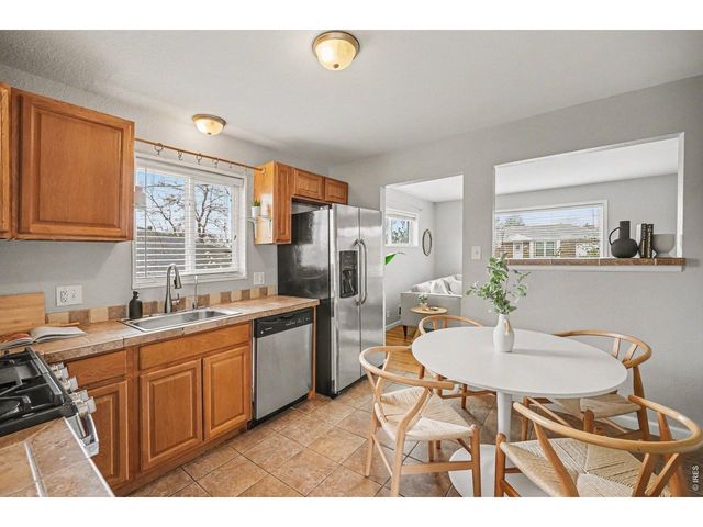 10710 Larry Dr, Northglenn, CO 80233