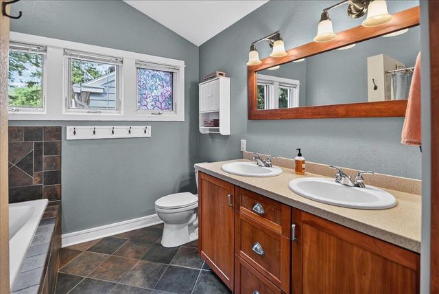 3206 Cross Street, Madison, WI 53711