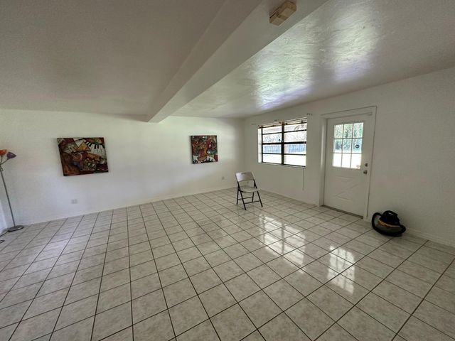 101-111 NE 148th Street 111, Miami, FL 33161