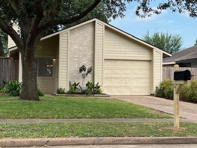 6335 Porterway Drive, Houston, TX 77084
