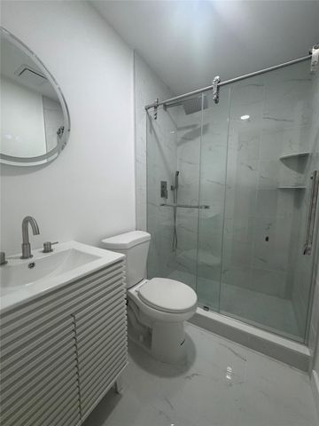 2400 NW 55th St, Tamarac, FL 33309