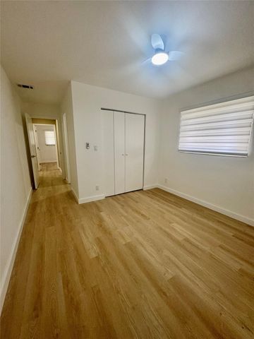 2400 NW 55th St, Tamarac, FL 33309