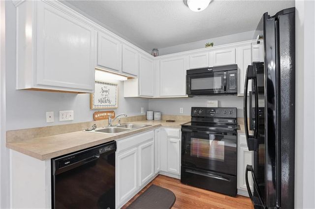 3474 SW Wysteria Terrace, Lee's Summit, MO 64082