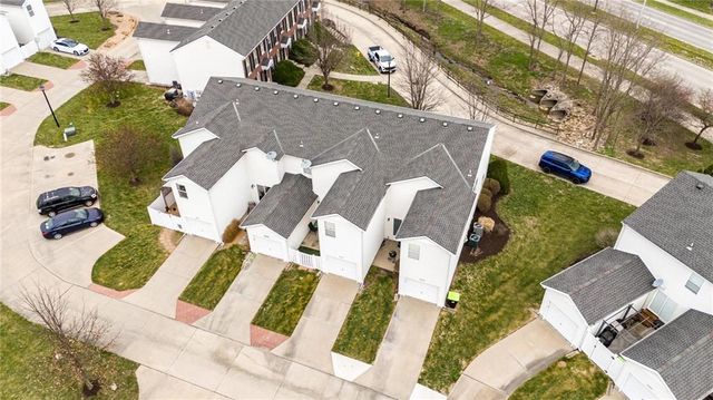 3474 SW Wysteria Terrace, Lee's Summit, MO 64082