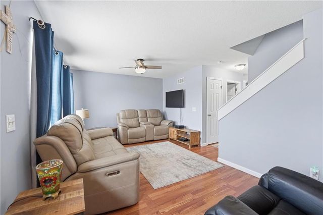 3474 SW Wysteria Terrace, Lee's Summit, MO 64082