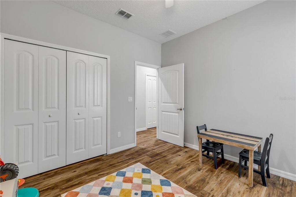 Image 40 of property listing at 3330 WILLOW OAK DRIVE, Edgewater, FL 32141