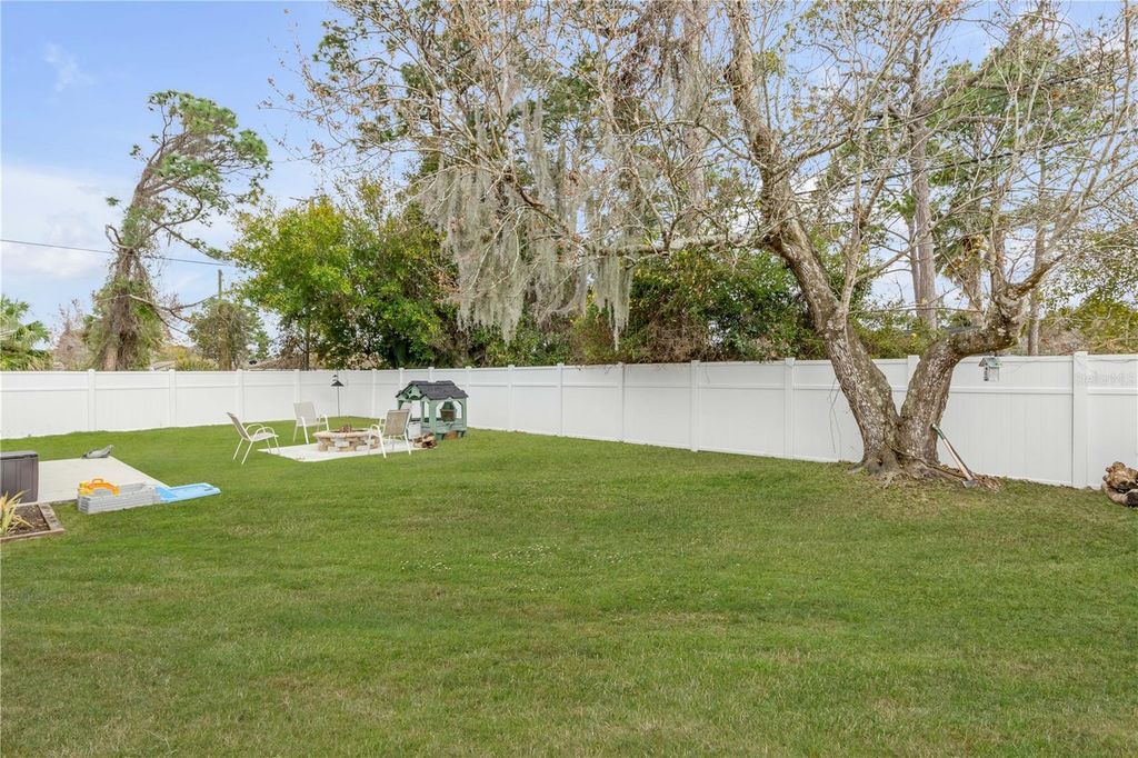 Image 46 of property listing at 3330 WILLOW OAK DRIVE, Edgewater, FL 32141