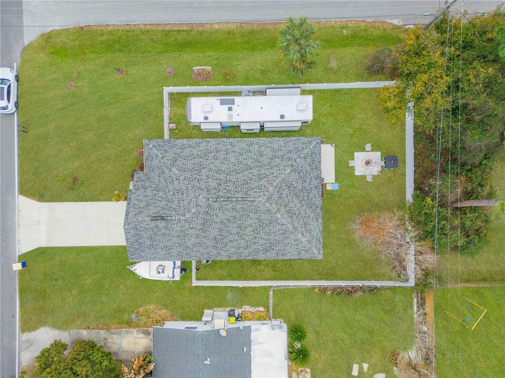 Image 49 of property listing at 3330 WILLOW OAK DRIVE, Edgewater, FL 32141