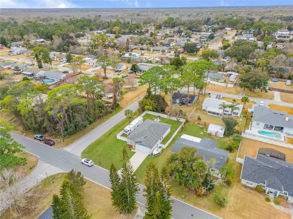 Image 51 of property listing at 3330 WILLOW OAK DRIVE, Edgewater, FL 32141