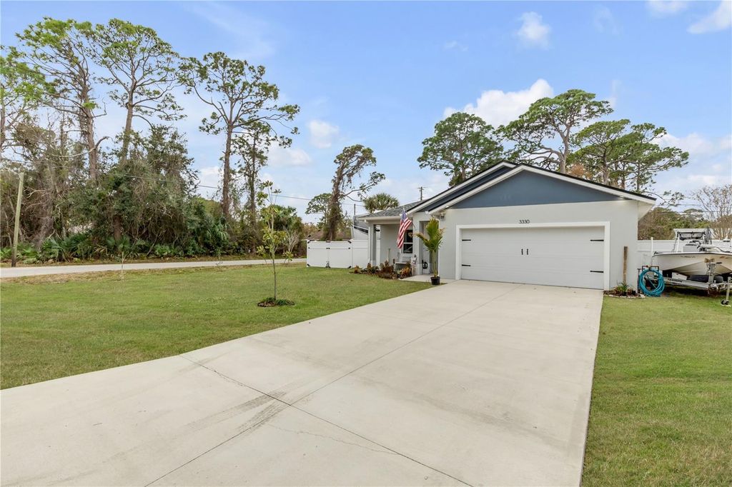 Image 57 of property listing at 3330 WILLOW OAK DRIVE, Edgewater, FL 32141